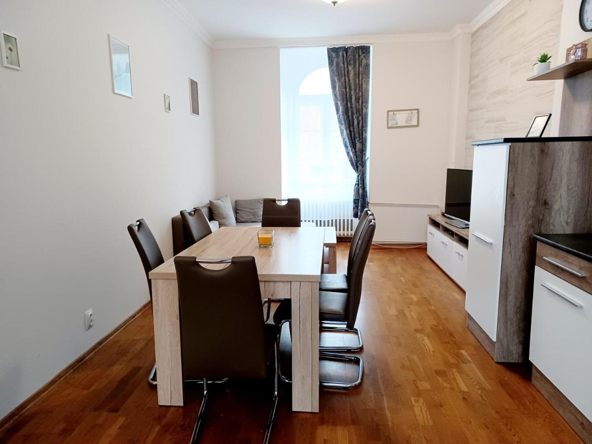 Apartment Hlavni Марианске-Лазне Экстерьер фото